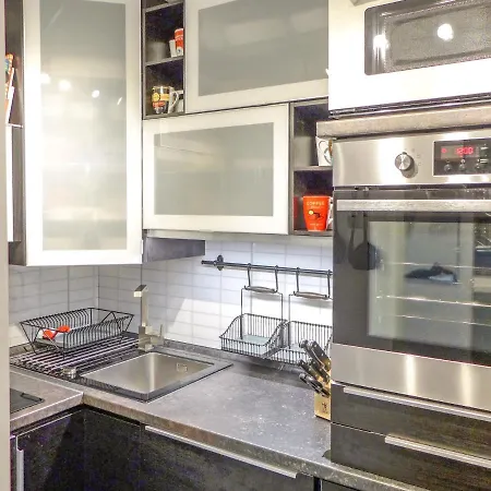 Jeanne D'arc Apt- E-36 By Interhome *