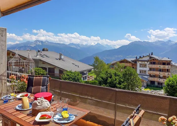 Jeanne D'arc Apt- E-36 By Interhome *