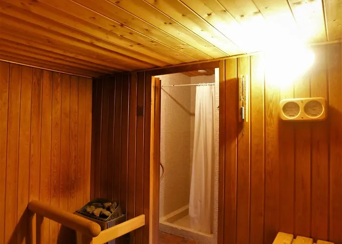 Jeanne D'arc Apt- E-36 By Interhome