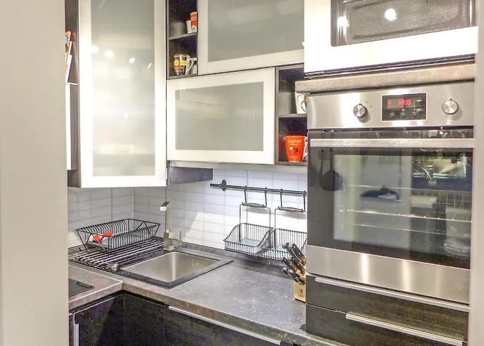 Jeanne D'arc Apt- E-36 By Interhome *